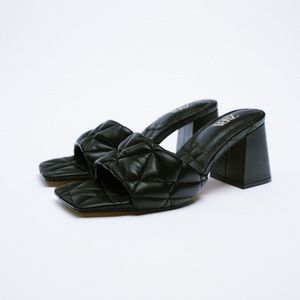 NWT Zara Black Wide Heel Quilted Sandals